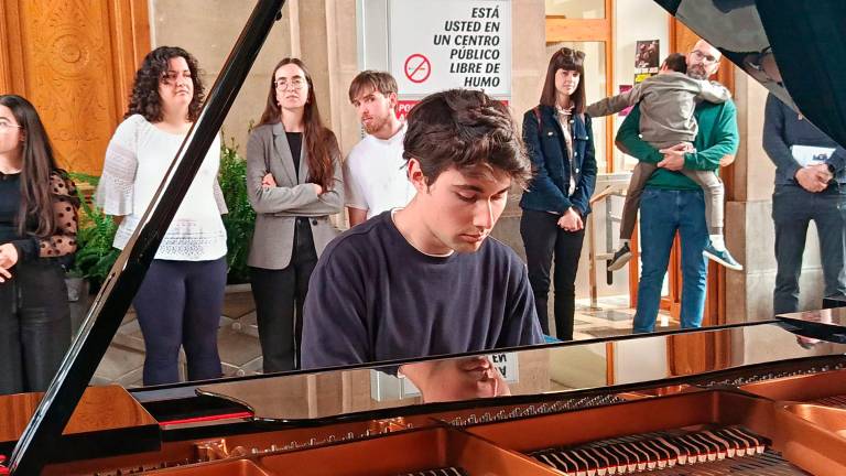Las calles de Jaén se llenan de música, talento y juventud