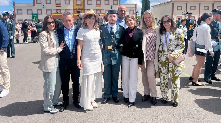 La jura de bandera de la Guardia Civil en Baeza, en imágenes