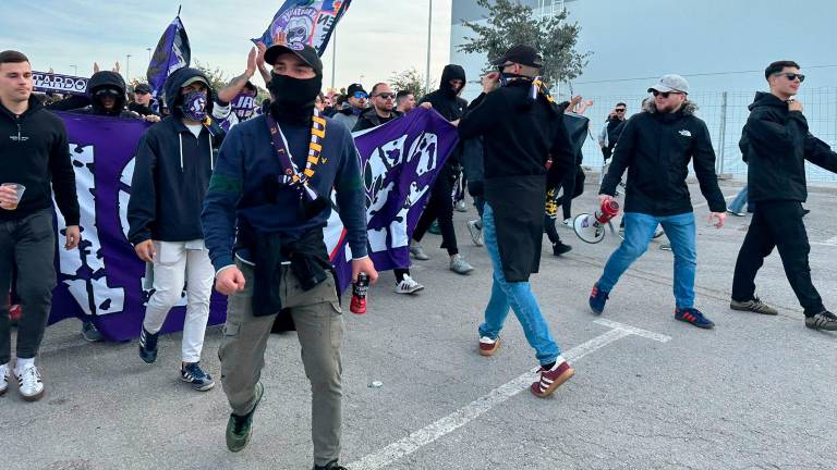 Así se viven los instantes previos al gran derbi Real Jaén-Linares