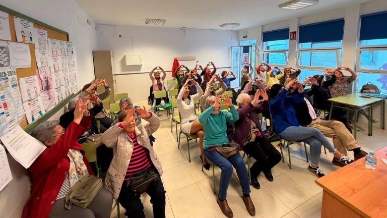 El Centro de Educación Permanente “Molinillo Viejo” se viene arriba al ritmo de “Mi gran noche”