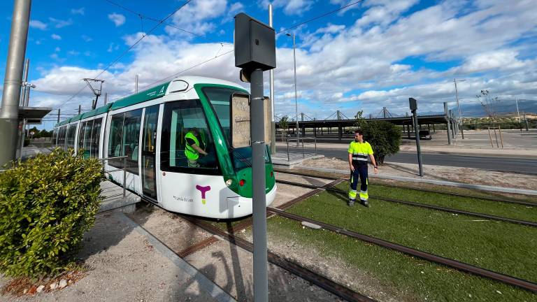 El tranvía hará hoy la primera simulación integral de operación real