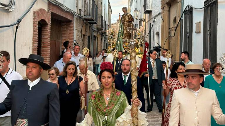<i>Procesión en honor de San Ginés de la Jara. / Juanfran Paredes / Diario JAÉN. </i>
