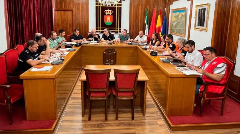 <i>Reunión de la Junta Local de Seguridad. / Subdelegación del Gobierno. </i>