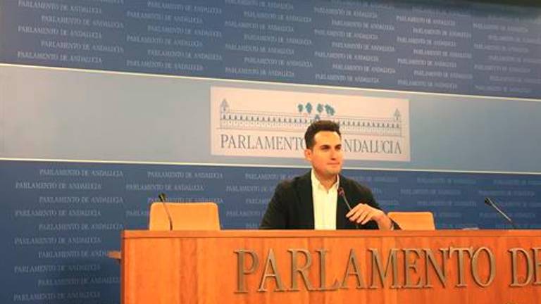 Latorre valora que la nueva ley de formación profesional va a suponer “un avance sustancial” para los jóvenes
