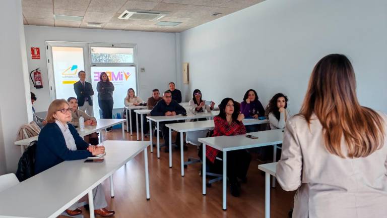 El Centro de Alto Rendimiento Empresarial forma a 16 emprendedores de la provincia