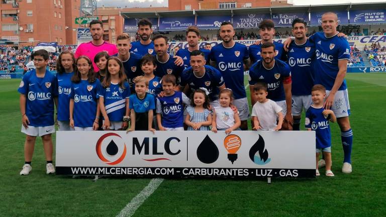 El Linares cumple ante el Badajoz en un final de locura (2-1)