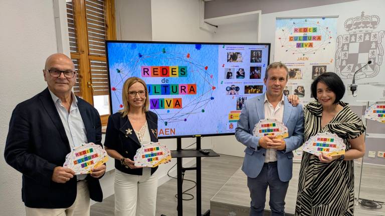 <i>Presentación del programa “Redes de Cultura Viva”. / Ayuntamiento de Jaén. </i>