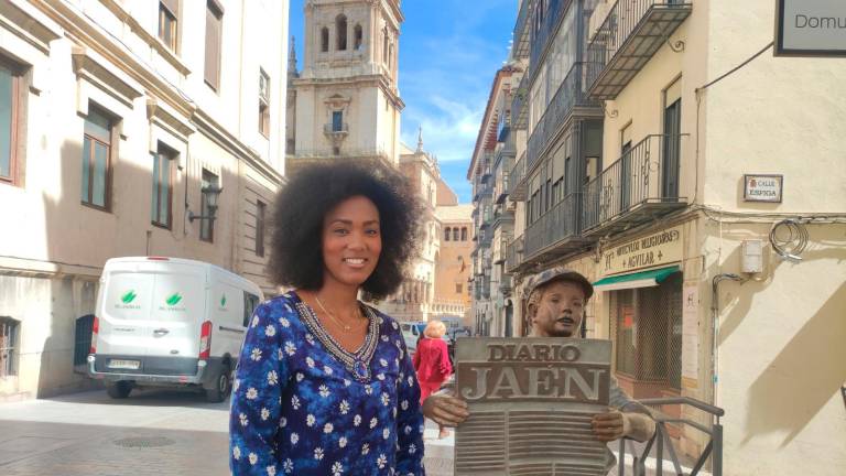 Vino de Cuba, se hizo geofísica y va a defender a Jaén en Miss RNB España