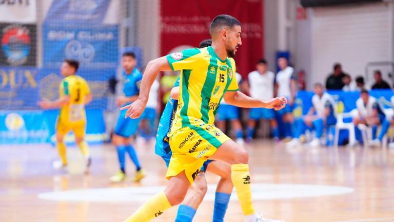 El Peñíscola frena al Jaén Paraíso Interior, que pierde con un gol a falta de 37 segundos (3-2)