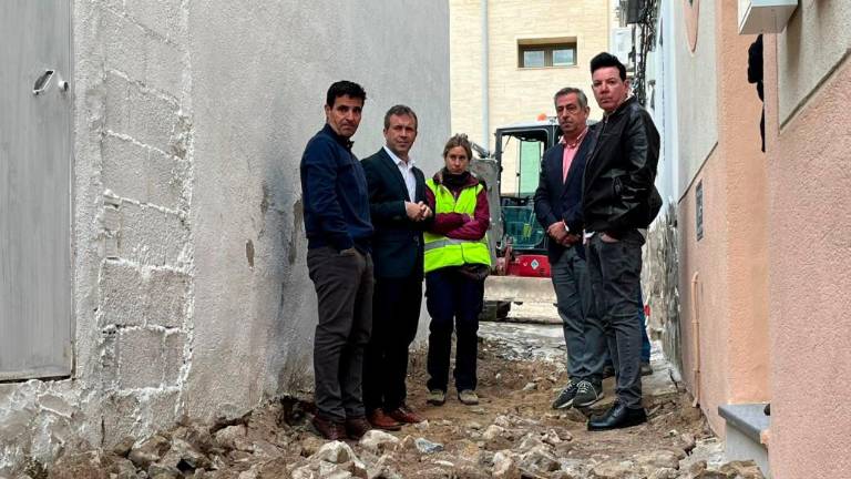 Comienza la reparación del pavimento de la calle Telégrafos