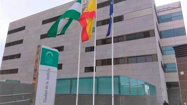 La titular del juzgado del caso “Mascarillas” pide abstenerse por “amistad íntima”