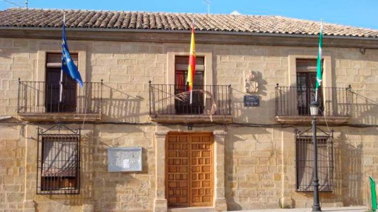 Un pleno de Rus acaba con un altercado salpicado de insultos homófobos