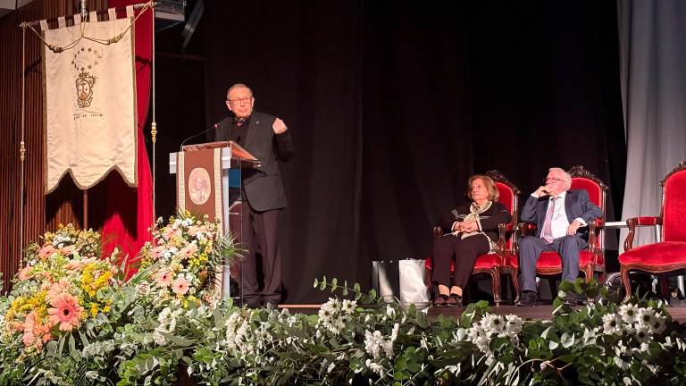 Pedro Ortega pronuncia un emotivo pregón en La Carolina