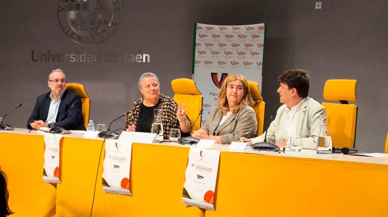 <i>Mesa titular del encuentro. / Junta de Andalucía.</i>