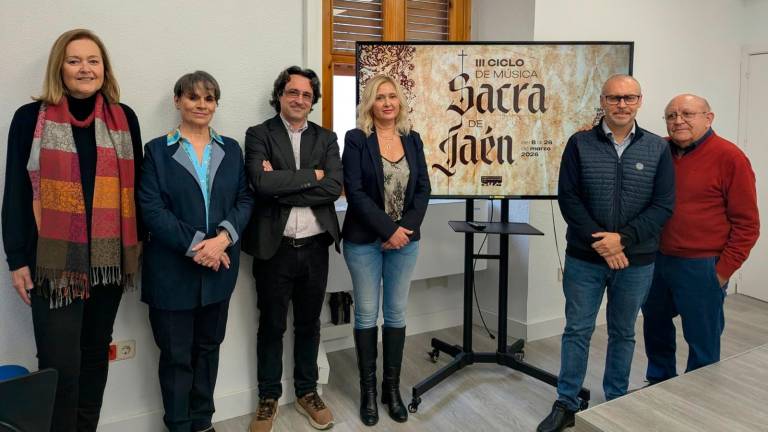 La concejala de Cultura y Turismo, María Espejo, durante el acto de presentación del III Ciclo de Música Sacra de Jaén. / Ayuntamiento de Jaén.