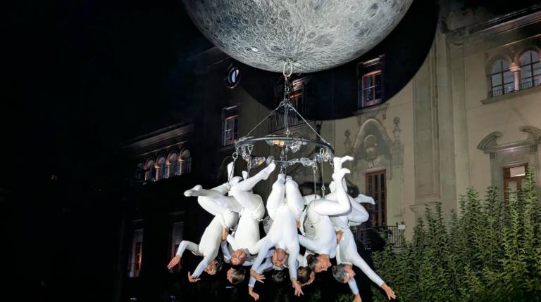 <i>Algunos momentos de las bailarinas sobre el aire. / Ayuntamiento de Jaén.</i>