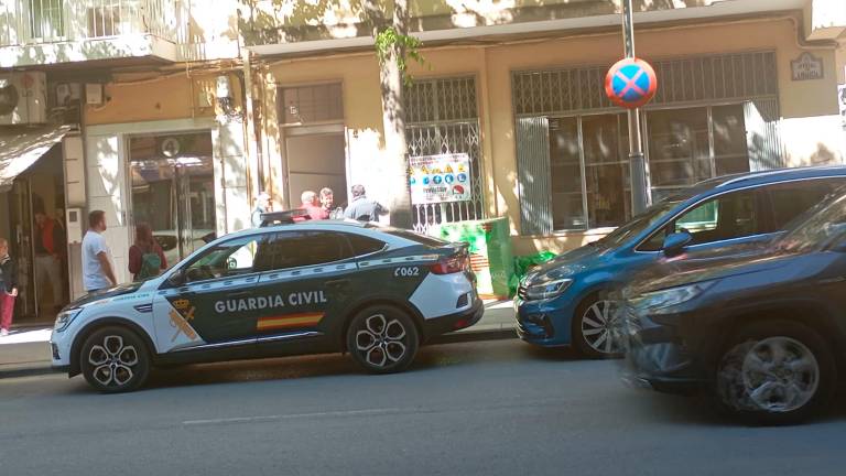 Lugar del accidente laboral en la avenida Andalucía de Alcalá la Real. / Fotografías Juan Rafael Hinojosa / Diario JAÉN. 