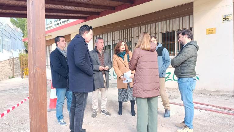 Progresan las obras de accesibilidad y de arreglo en el CEIP Martín Noguera