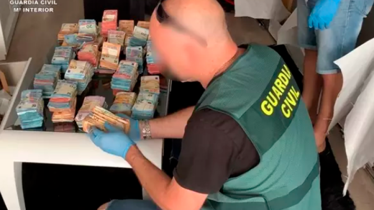 Detenidas diez personas por introducir grandes cantidades de cocaína en Canarias