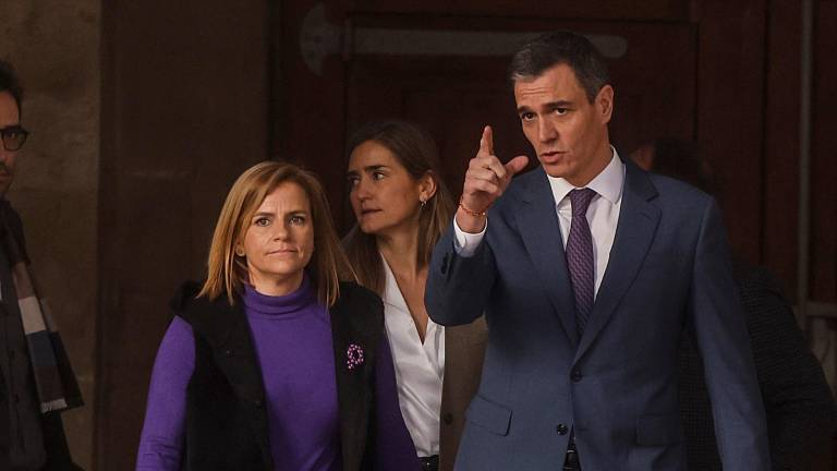 Sánchez acusa a PP y Junts de generar “dolor social”