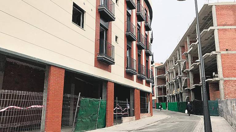 Abierta al paso peatonal la nueva calle “Radio Linares”