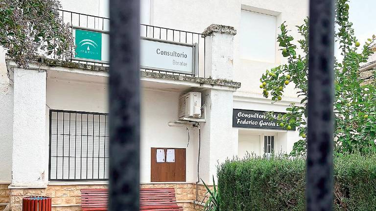 <i>Instalaciones del consultorio de Benatae. </i>