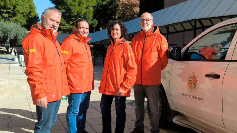 Investigadores de la UJA parten hacia Isla Decepción para participar en un proyecto de la Campaña Antártica Española