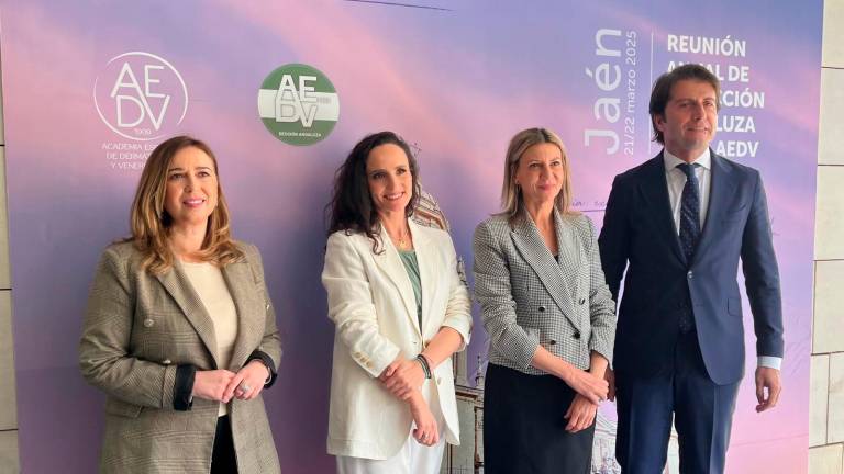 Jaén reúne a 200 odontólogos para afrontar el futuro del sector