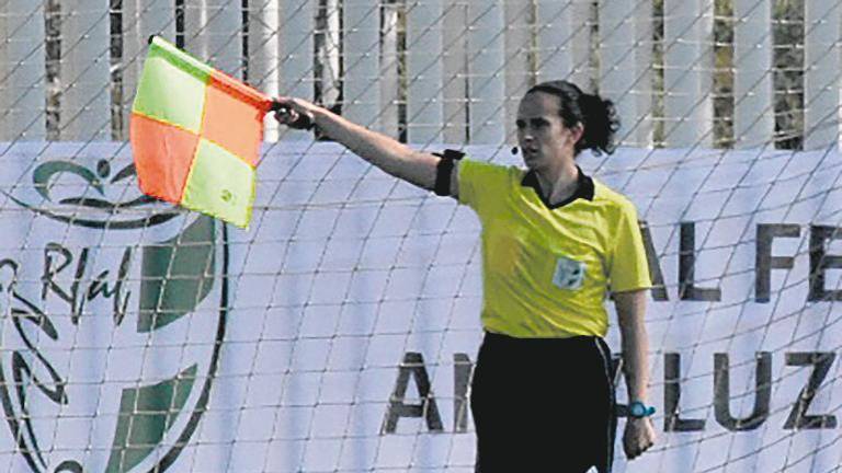 Maribel Serrano aspira al ascenso como asistente principal en Primera División