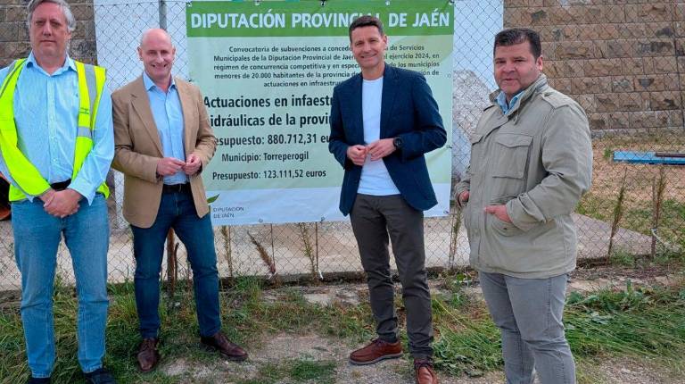 <i>José Luis Hidalgo visita Torreperogil. / Diputación de Jaén.</i>