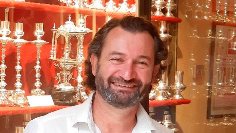 César Ramírez, cartelista de la Semana Santa 2026