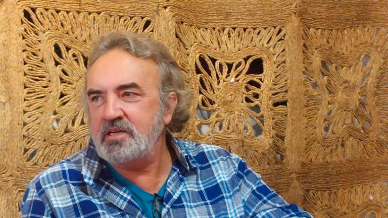 Manuel Moyano relata el apocalipsis bíblico a través del humor