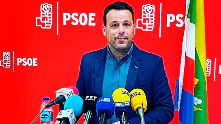 <i>Javier Perales, candidato elegido en las primarias del PSOE de Linares en una imagen de archivo. / Europa Press.</i>