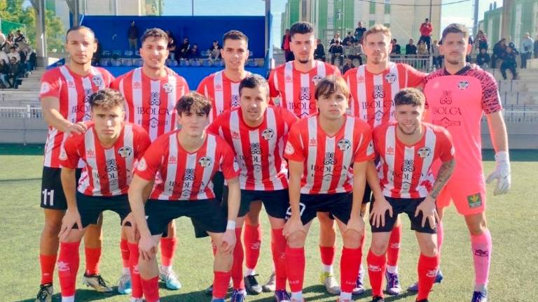 El Atlético Porcuna araña un punto en el descuento en El Palo (2-2)