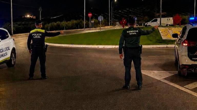 <i>Intervención de la Policía Local y Guardia Civil en Alcaudete. / Policía Local.</i>