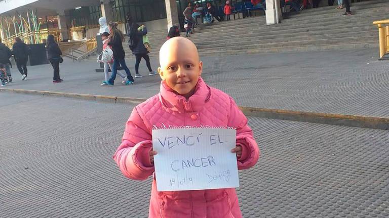 Conoce a la niña que venció el cáncer con ocho años