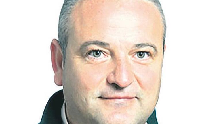 “Pretendemos hacer un esfuerzo por conseguir más empleo joven”
