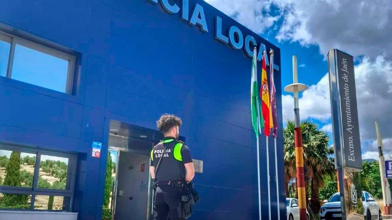 Pillados in fraganti cuando robaban palets a un camión en un polígono de Jaén