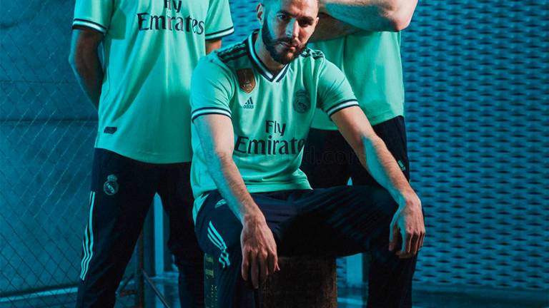 Adidas presenta la tercera equipación del Real Madrid, que será verde intenso