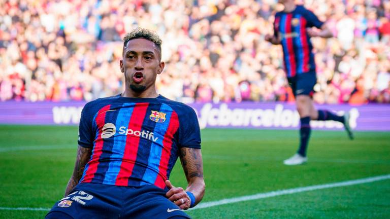 Raphinha da otro triunfo agónico al Barça