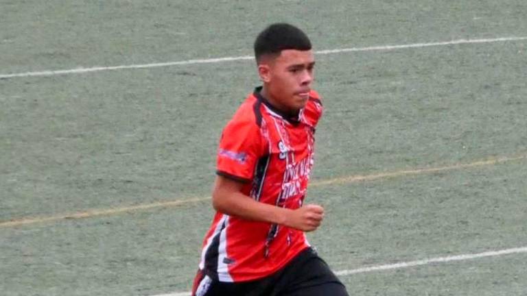 Yostin Andrey Loaiza Ospina, en una jugada de esta temporada. / Deportivo Jaén.