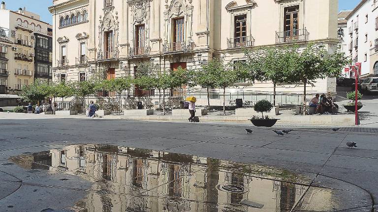 La “morosidad” del Ayuntamiento jiennense se reduce en dos meses