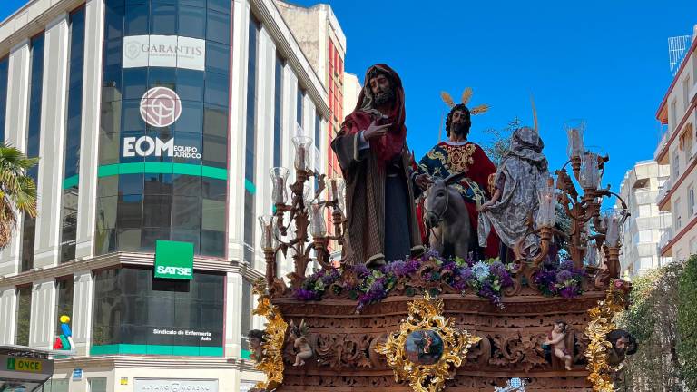 La Borriquilla continúa desfilando por las calles de Jaén