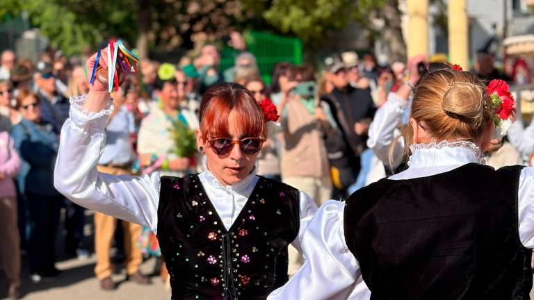 El fandango de Charilla cautiva en la romería de Hoya del Salobral