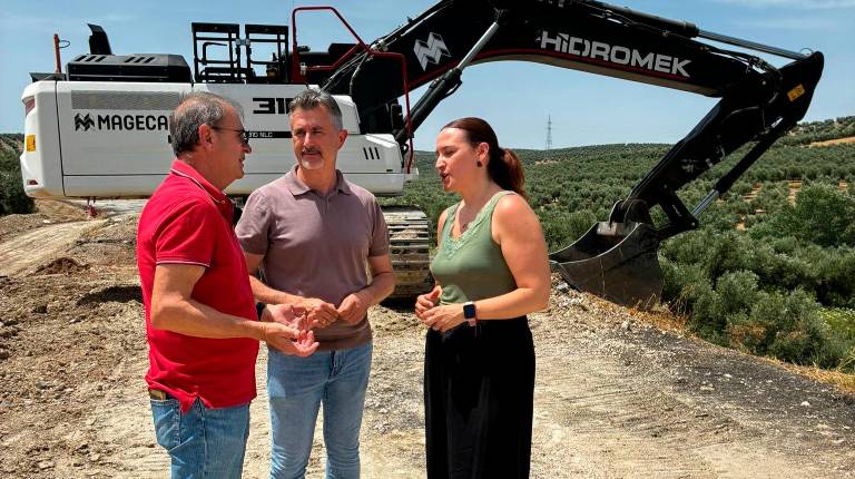 <i>Visita a los trabajos de mejora en la carretera JA-3409. / Diputación de Jaén. </i>