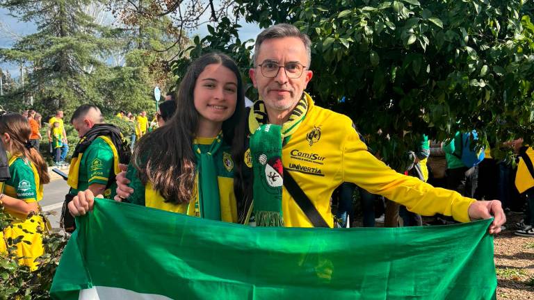 Fotogalería: Granada se tiñe de amarillo