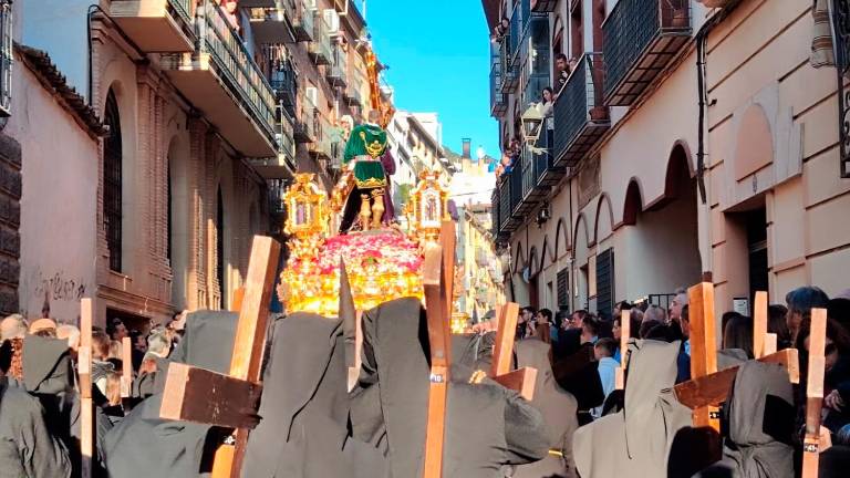 Inédita salida del Abuelo en procesión rogativa por las calles de Jaén para pedir la lluvia