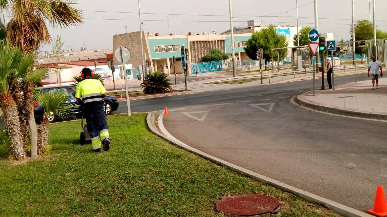 Refuerzo de las labores de mantenimiento en Las Infantas