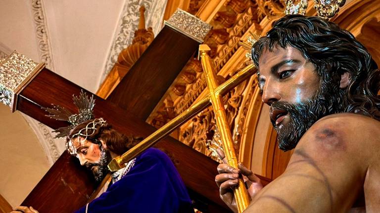 Jesús Resucitado de Martos ya está junto a “El Abuelo”