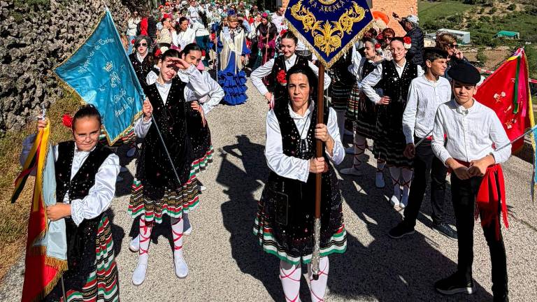 El fandango de Charilla cautiva en la romería de Hoya del Salobral